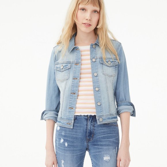 AEROPOSTALE LIGHT WASH DENIM JACKET - Picture 3 of 3
